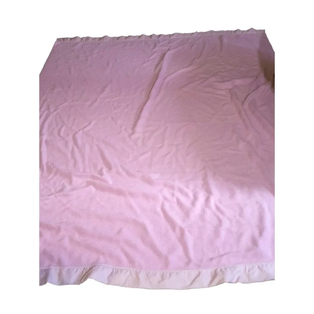 Vintage Blanket Acrylic Satin Edge Purple Lilac 75x90‎ Full Size